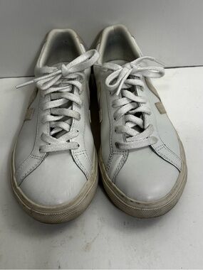 VEJA Sneakers Campo Women’s Size 7.0 Leather Sneakers White